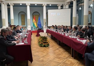 Η ΕΕ ανακοινώνει πρόγραμμα συνεργασίας με τη Βολιβία δισεκατομμυρίων ευρώ