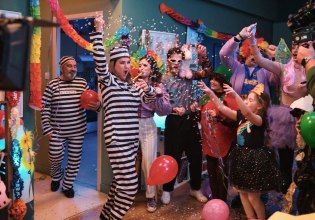 «Έχω παιδιά»: Εορταστικό, αποκριάτικο επεισόδιο στο MEGA