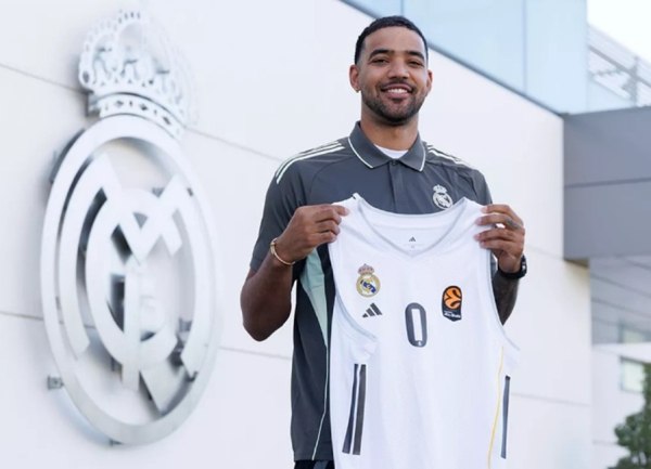 «Περιπλέκονται τα πράγματα για την παραμονή των Χεζόνια και Λάιλς στη Ρεάλ»