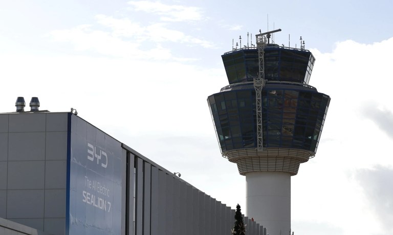 Συναγερμός στην αεροναυτιλία – Τα αναπάντητα ερωτήματα μετά τη νέα βλάβη, «καμπανάκι» εν όψει θερινής περιόδου