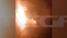 Νέο βίντεο ντοκουμέντο από τη δασκάλα γιόγκα που ανατίναζε αυτοκίνητα συγγενών και φίλων επειδή δεν της δάνειζαν χρήματα