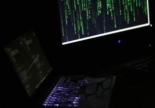 Η ΕΕ εργάζεται για να ασφαλίσει τα αμυντικά δεδομένα της από τις ΗΠΑ