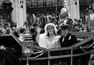 «Σε παρακαλώ, Τζέφρι»: Η Σάρα Φέργκιουσον παρακαλούσε τον Έπσταϊν να την «κάνει οικιακή βοηθό» του μετά την πρώτη του καταδίκη