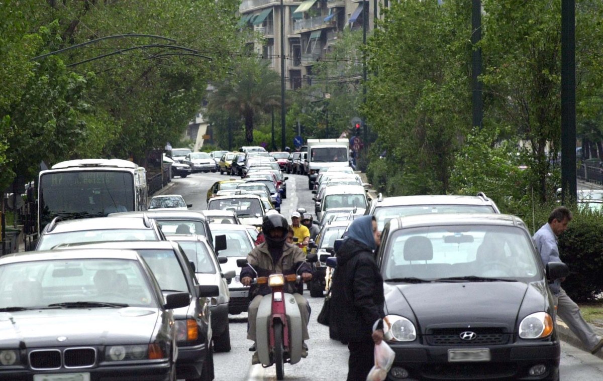 ΑΑΔΕ: Έρχονται πρόστιμα έως 1.000 ευρώ για χιλιάδες κατόχους οχημάτων