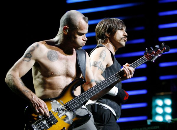 Για τη φιλία, την εμπιστοσύνη και τη μουσική: Ο δύσκολος δρόμος των Red Hot Chili Peppers προς την κορυφή