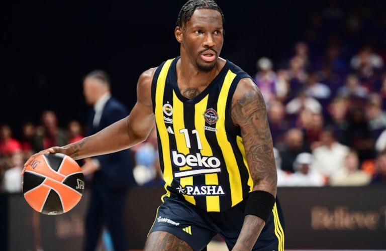 Τα «τρελά» χρήματα που ζητάει ο Χέιζ-Ντέιβις για να επιστρέψει στην Ευρώπη