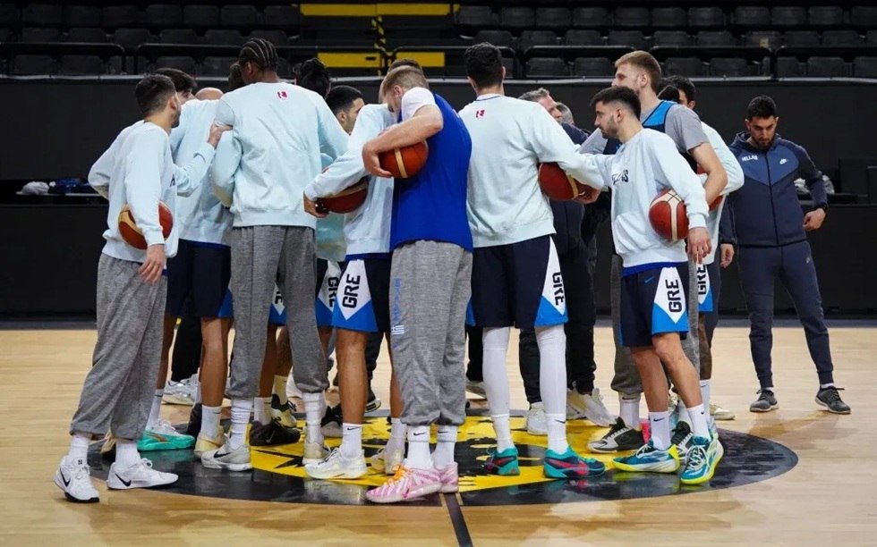 Ξεκίνησε η προετοιμασία της Εθνικής για το παιχνίδι με το Μαυροβούνιο