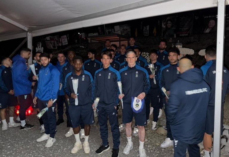 Ηρακλής: Στάση φόρος τιμής στο μνημείο των Τεμπών πριν την επιστροφή στη Θεσσαλονίκη  (vid+pics)