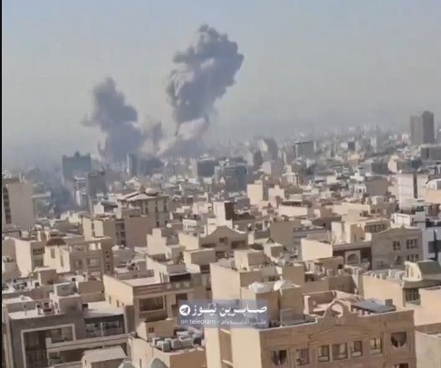 Ιράν: Το Ισραήλ ανακοίνωσε ότι πραγματοποίησε «προληπτική» επίθεση