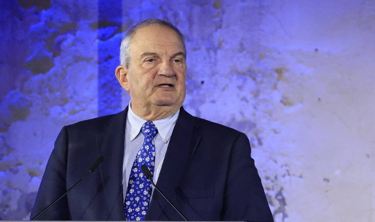 Κώστας Καραμανλής: Αποχαιρετούμε με συγκίνηση την Άννα Ψαρούδα Μπενάκη