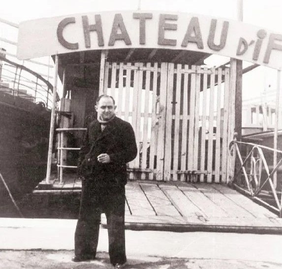 Νίκος Καββαδίας: Η ιδιόμορφη «διαφθορά» του