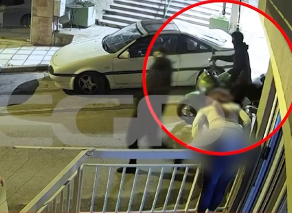 Θεσσαλονίκη: Έκλεψαν μηχανή μπροστά στα μάτια της ιδιοκτήτριας – «Δικιά μας είναι θεία» της έλεγαν οι δράστες