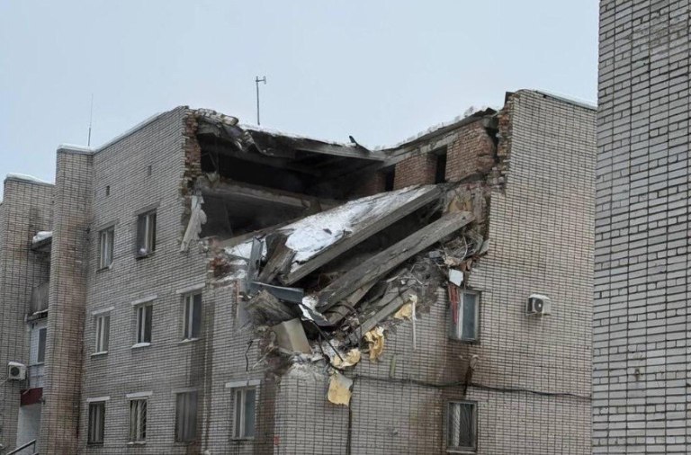 Ρωσία: Πλήγμα σε κτίριο της στρατιωτικής αστυνομίας στην Αγία Πετρούπολη