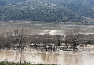 Λάρισα: Υπερχείλισε ο Πηνειός – Πλημμύρισαν αγροτικές εκτάσεις
