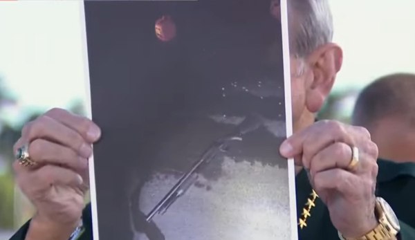 Ποιος είναι άντρας που επιχείρησε να εισέλθει στο θέρετρο του Τραμπ Μαρ α Λάγκο – Είχε τουφέκι και μπιτόνι βενζίνης