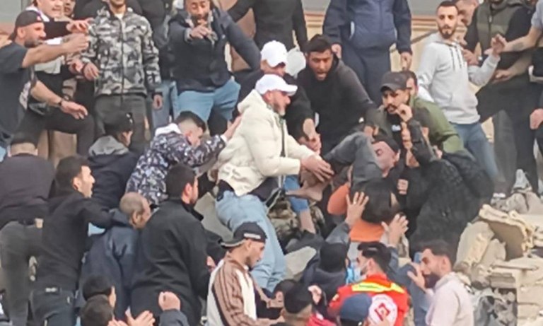 Λίβανος: Τουλάχιστον 6 οι νεκροί από την κατάρρευση κτιρίων στην Τρίπολη – Αγωνιώδεις έρευνες