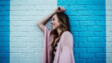 DOSES: Πέντε καθημερινά βήματα προς την ευτυχία