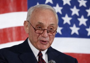 Λέσλι Γουέξνερ: Ποιος είναι ο μεγιστάνας της Victoria’s Secret και ποια η σχέση του με τον Τζέφρι Έπσταϊν;