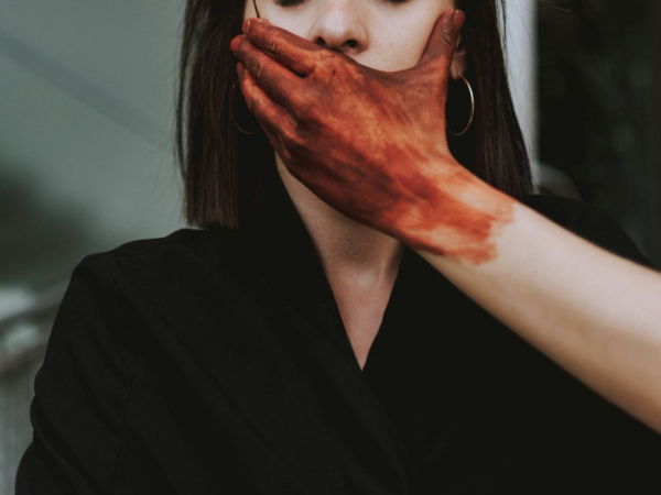 Σκότωσαν τους κακοποιητές τους μετά από χρόνια βίας – Πώς ένας νέος νόμος στην Οκλαχόμα τις δικαιώνει