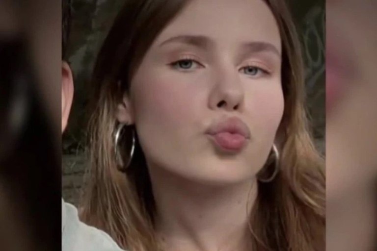 Στο όνομα ουκρανής ηθοποιού το mail που έβγαλε η Λόρα –  Με ποιον πέταξε για Γερμανία