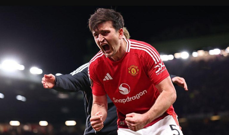 «Μόνο ένας τρελός δεν θα κρατούσε τον Μαγκουάιρ» – Τι λένε στα αποδυτήρια της Γιουνάιτεντ για τον dirty Ηarry