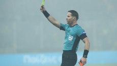 Γιατί το VAR δεν παρενέβη στο χοντρό λάθος του βοηθού πριν το 1-0 της ΑΕΚ (pic)