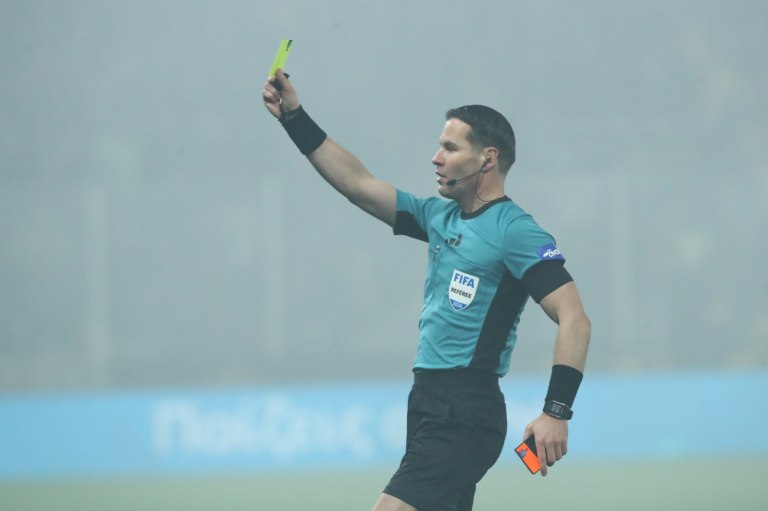 Γιατί το VAR δεν παρενέβη στο χοντρό λάθος του βοηθού πριν το 1-0 της ΑΕΚ (pic)