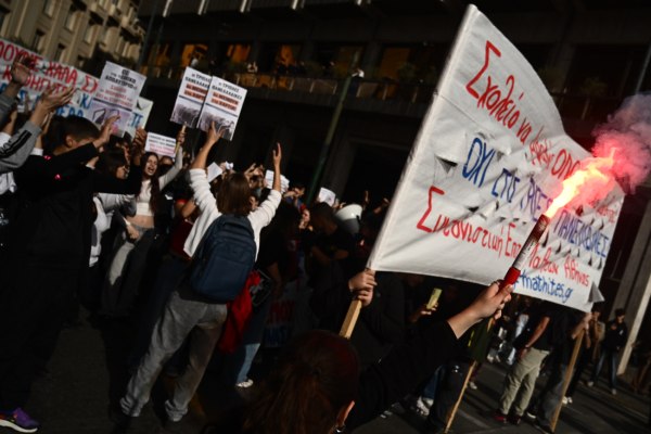 Εθνικό Απολυτήριο: Ξεσηκωμός στη μαθητική κοινότητα – Κλειστά σχολεία και συνελεύσεις