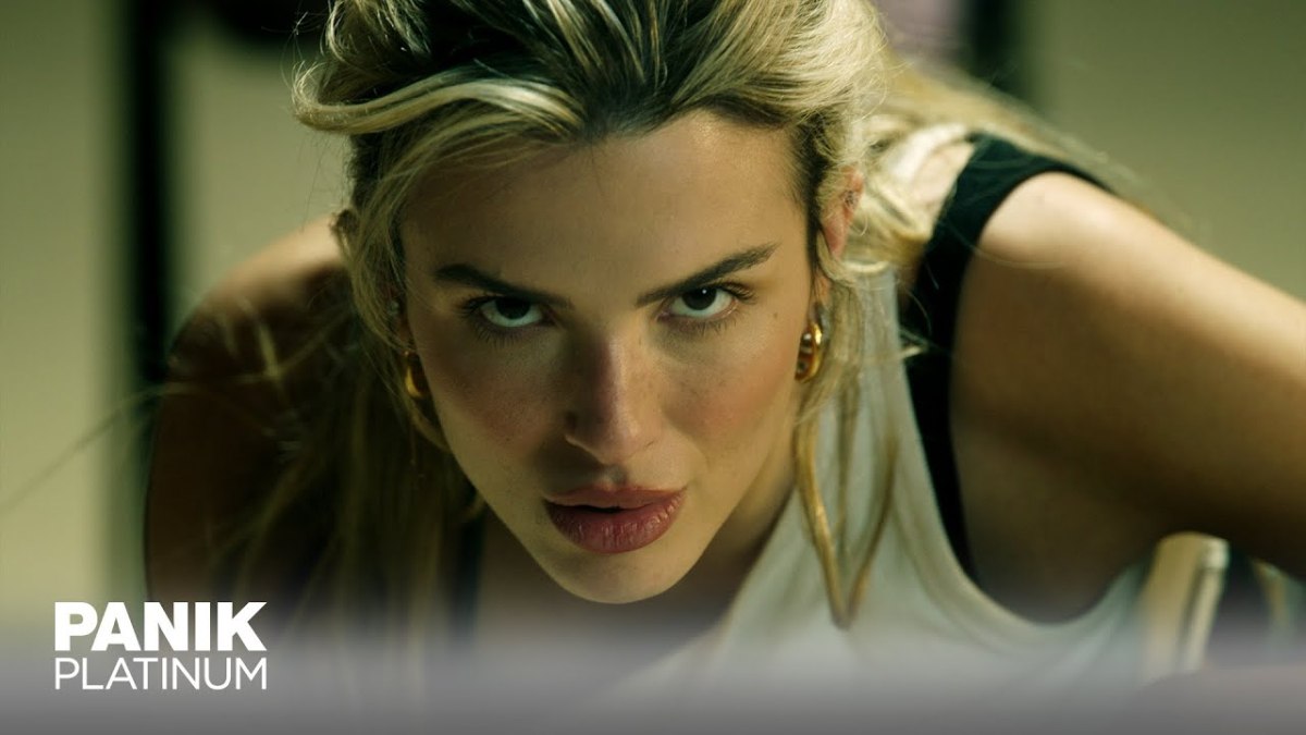 Κατερίνα Λιόλιου – «Λογαριασμός»: Tο video – έκπληξη για τη νέα μεγάλη επιτυχία της!