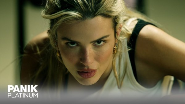 Κατερίνα Λιόλιου – «Λογαριασμός»: Tο video – έκπληξη για τη νέα μεγάλη επιτυχία της!