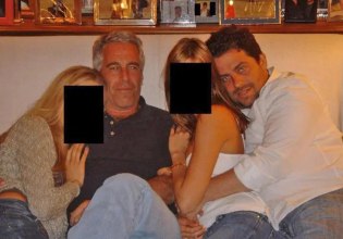 Ο σκηνοθέτης του Melania διαψεύδει οποιαδήποτε σχέση με τον Τζέφρι Έπσταϊν μετά τη δημοσιοποίηση φωτογραφιών μαζί του