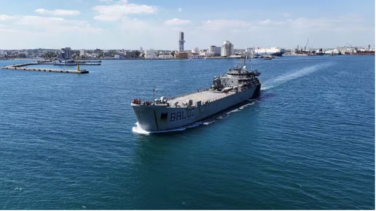 Κούβα: Δύο πολεμικά πλοία με ανθρωπιστική βοήθεια στέλνει το Μεξικό