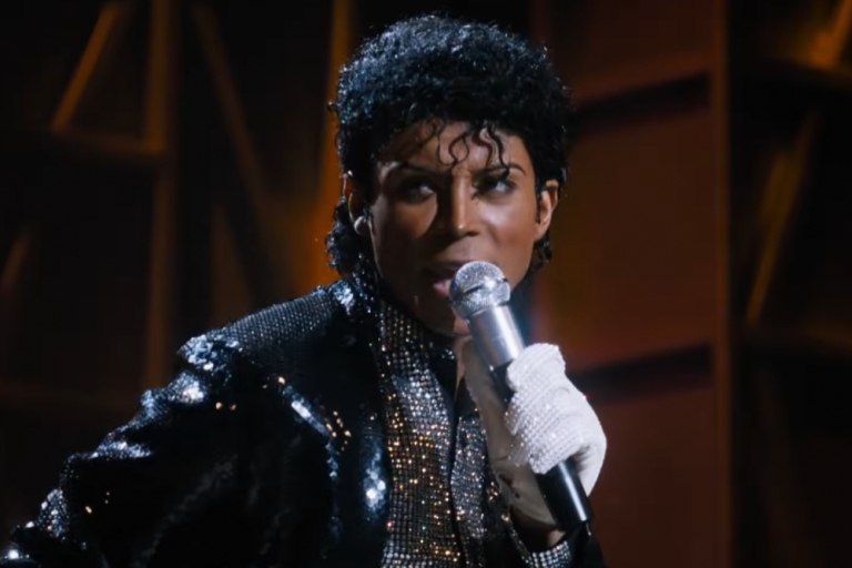 Κυκλοφόρησε το τρέιλερ της νέας βιογραφικής ταινίας του Μάικλ Τζάκσον – Εξωραϊσμός ή απεικόνιση της πραγματικότητας;