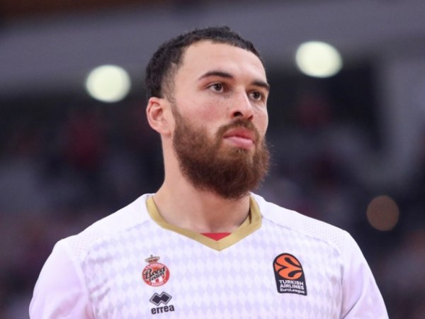 Μονέκε: «Αυτή ήταν η ατάκα μου στον Μάικ Τζέιμς για την επόμενη ομάδα του»