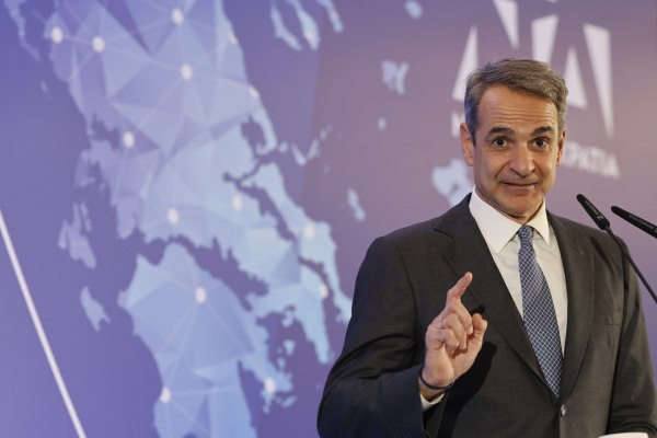 Κυρ. Μητσοτάκης: Ένα «success story» με αμφιλεγόμενα ποσοστά – Όταν ο πρωθυπουργός μιλά για τη νεανική ανεργία