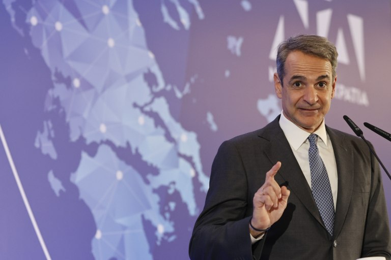 Κυρ. Μητσοτάκης: Ένα «success story» με αμφιλεγόμενα ποσοστά – Όταν ο πρωθυπουργός μιλά για τη νεανική ανεργία