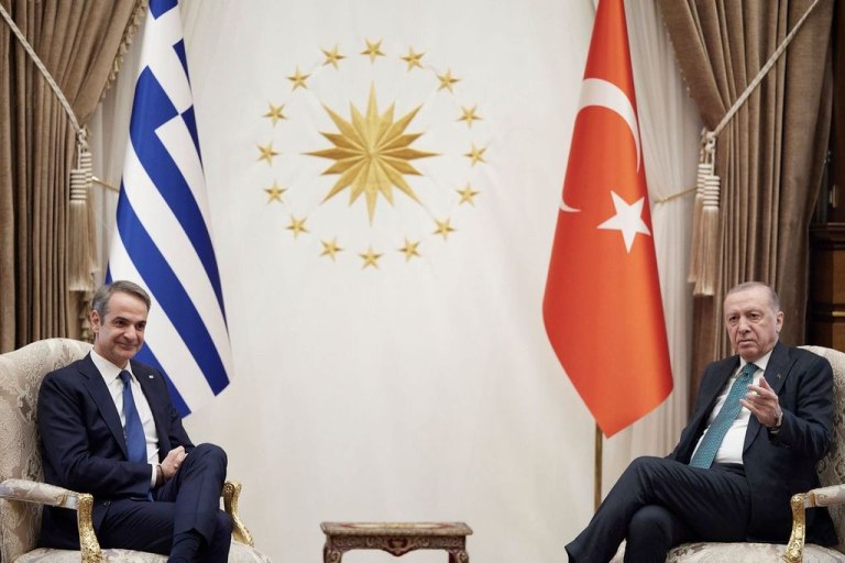 Τα εγχώρια απόνερα των «ήρεμων νερών» φοβάται η κυβέρνηση