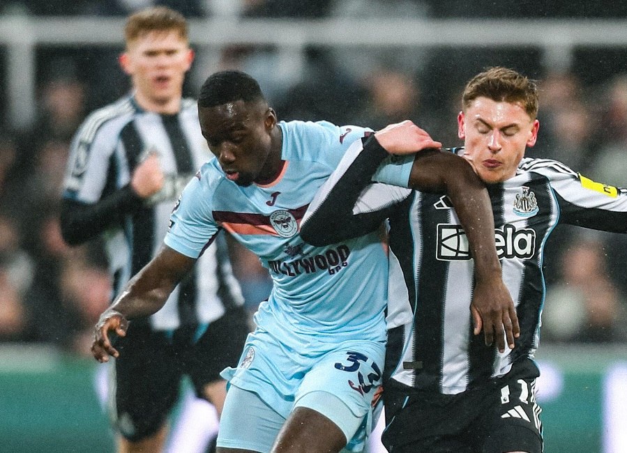 Νιούκαστλ – Μπρέντφορντ 2-3: «Ζωντανές» για Ευρώπη, με γκολ στο 85′ οι «Μέλισσες»!