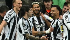 Νιουκάστλ-Καραμπάγκ 3-2: Το κερασάκι της πρόκρισης στους «16» για τους Αγγλους