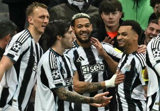 Νιουκάστλ-Καραμπάγκ 3-2: Το κερασάκι της πρόκρισης στους «16» για τους Αγγλους