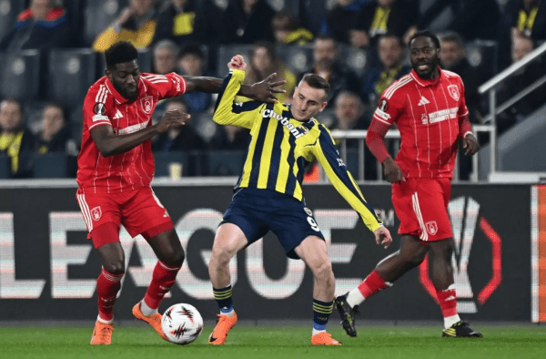 LIVE: Νότιγχαμ Φόρεστ – Φενέρμπαχτσε