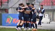 Πανσερραϊκός-Βόλος 2-1: Τρίτη νίκη των γηπεδούχων, συνεχίζεται η ελεύθερη πτώση των Θεσσαλών