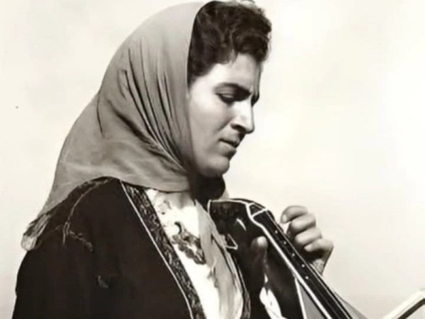 Ασπασία Παπαδάκη: «Έφυγε» από τη ζωή η πρώτη λυράρισα της Κρήτης