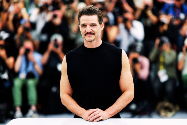 Πέδρο Πασκάλ: Είναι ο Ραφαέλ Ολάρα ο νέος του σύντροφος; Οι φήμες, η σιωπή, η ιδιωτικότητα