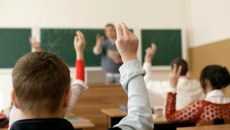 Η πίεση στο σχολείο εγκυμονεί κατάθλιψη ως την ενήλικη ζωή