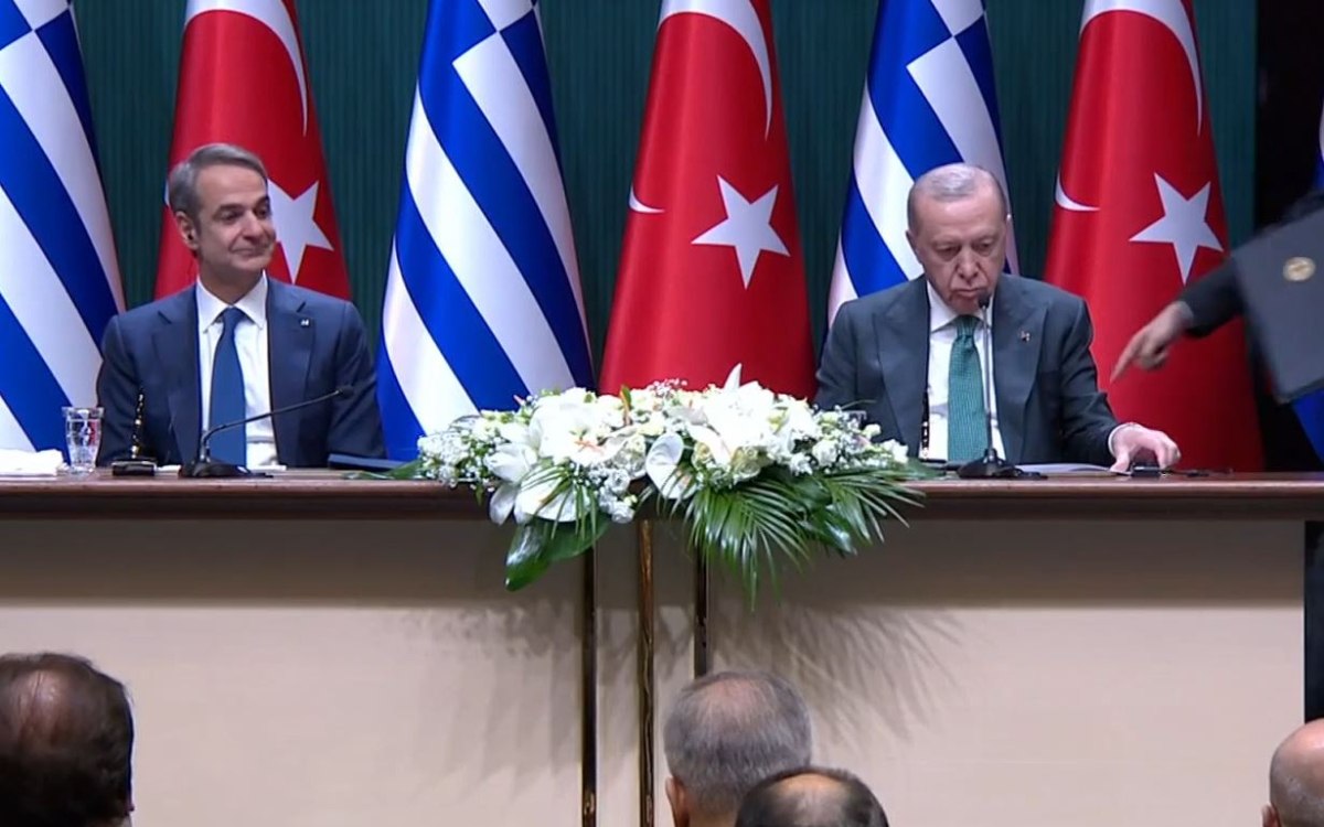 Μητσοτάκης – Ερντογάν: Έφτασε ο πρωθυπουργός στην Άγκυρα – Ποιοι τον υποδέχθηκαν – Δείτε live