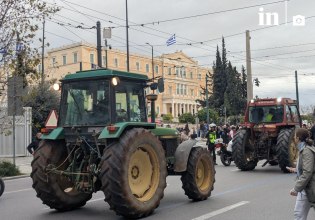 «Χωρίς αγρότες δεν υπάρχει ζωή»: Στην Αθήνα οι αγρότες – Σε εξέλιξη η πορεία προς το Σύνταγμα