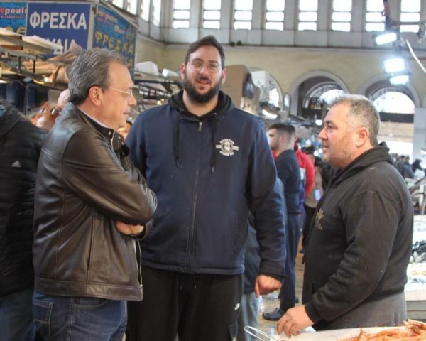 Φάμελλος: Η ακρίβεια Μητσοτάκη λειτουργεί εις βάρος και των καταναλωτών και των μικρομεσαίων επιχειρήσεων