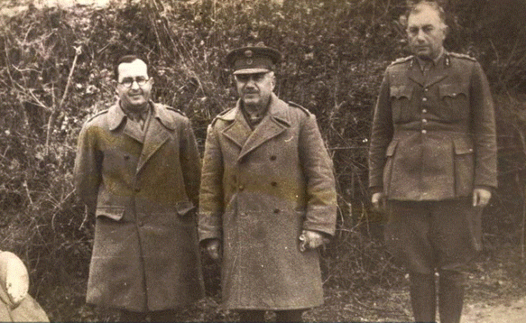 Χαράλαμπος Κατσιμήτρος: Η αναζήτηση της ουσίας