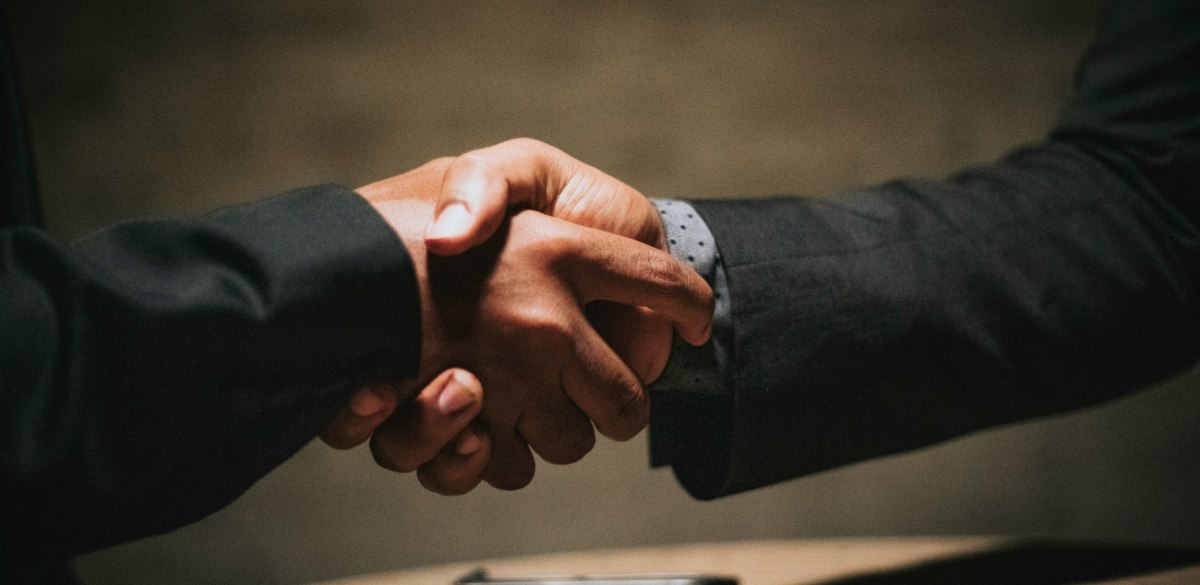 Όταν οι αριθμοί μιλούν: Η χρονιά που οι συμφωνίες έφθασαν στα 20 δισ.